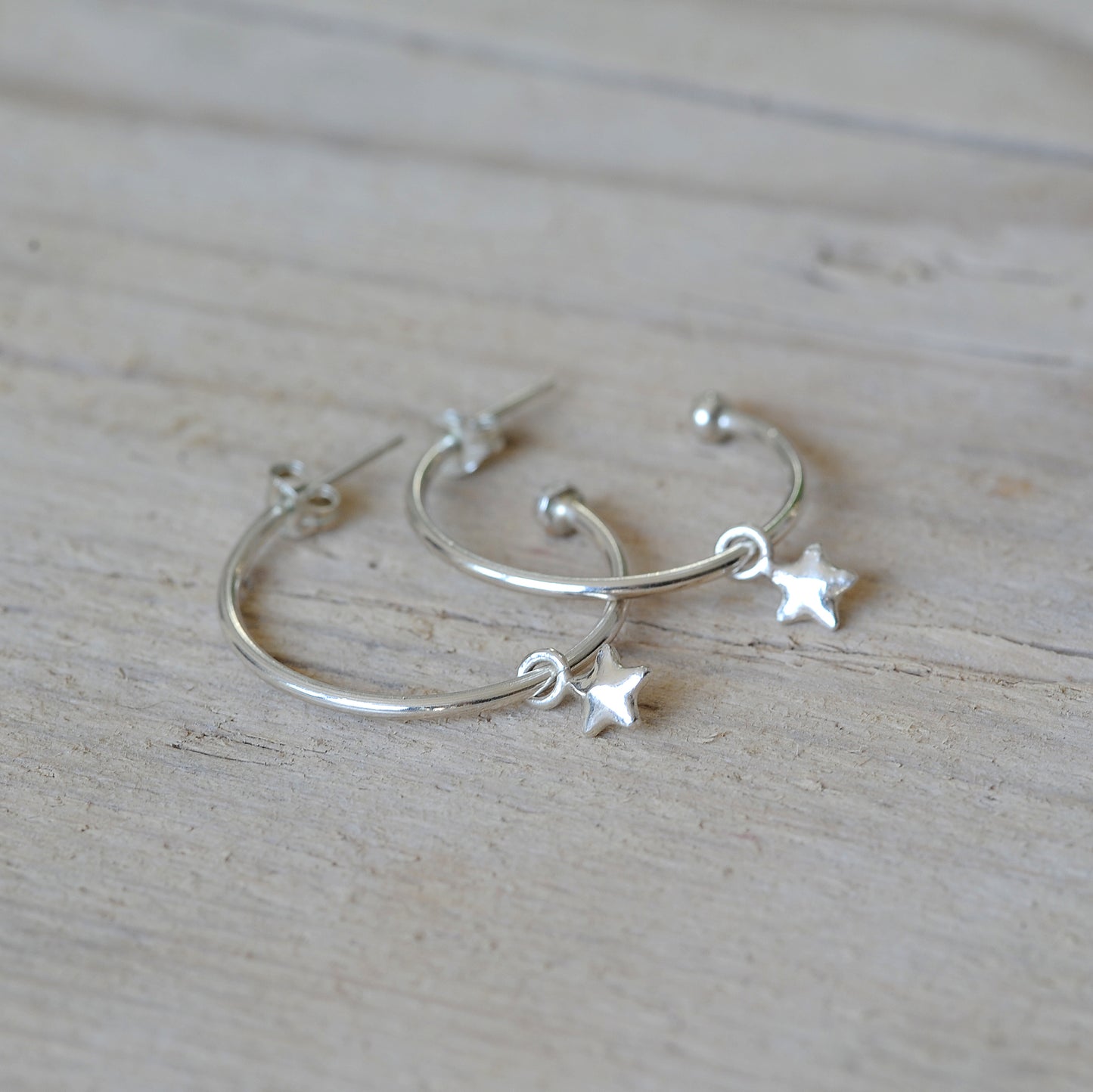 Medium Star Hoops